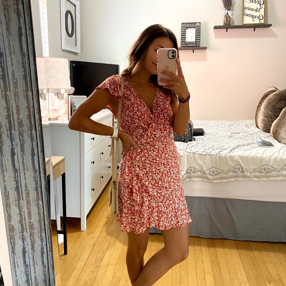 Abercrombie & Fitch Red and White Flutter Sleeve Mini Sundress